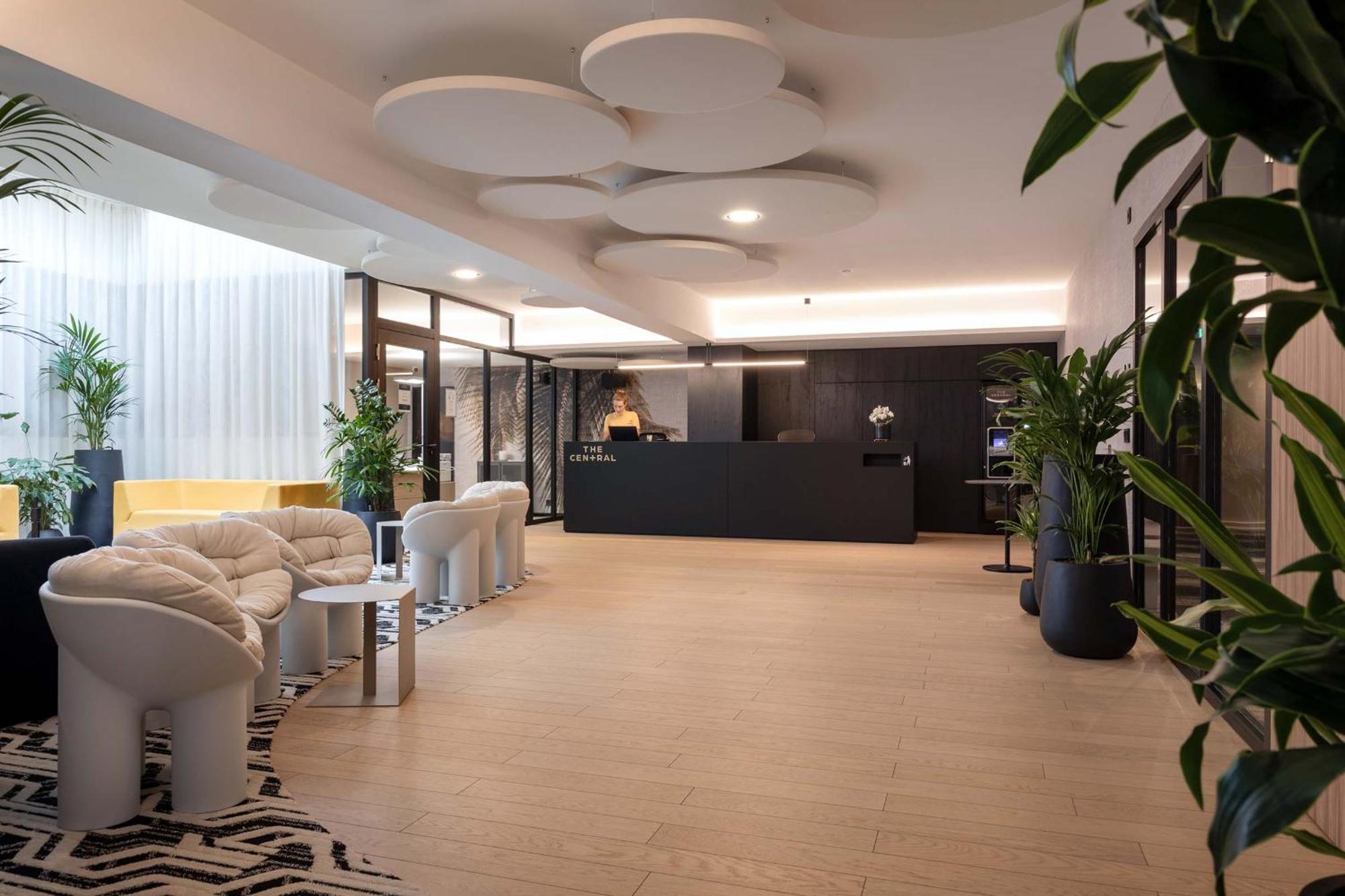The Central Kirchberg - Smart Aparthotel Люксембург Экстерьер фото